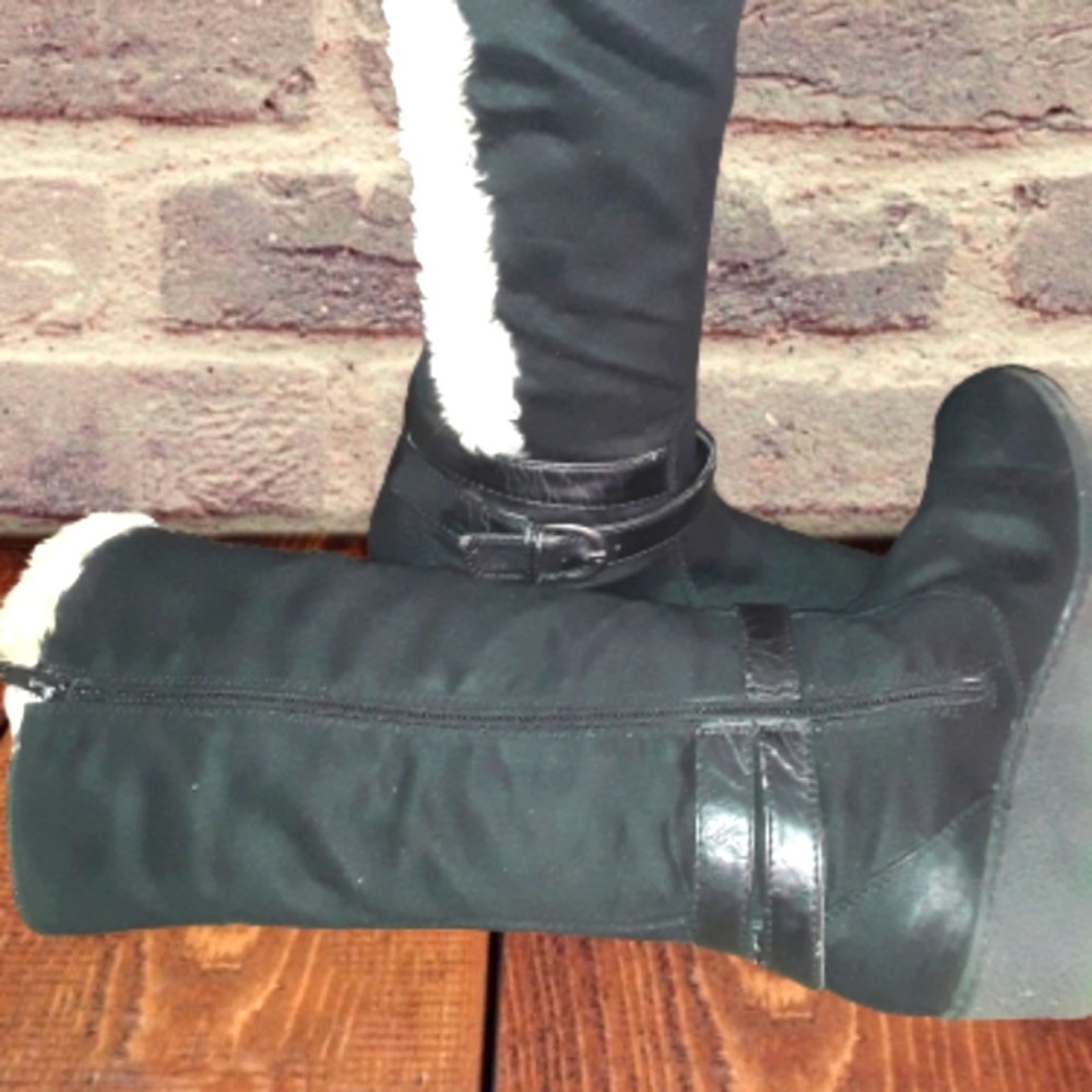 Jessica Simpson Black Faux Fur Lining Boots